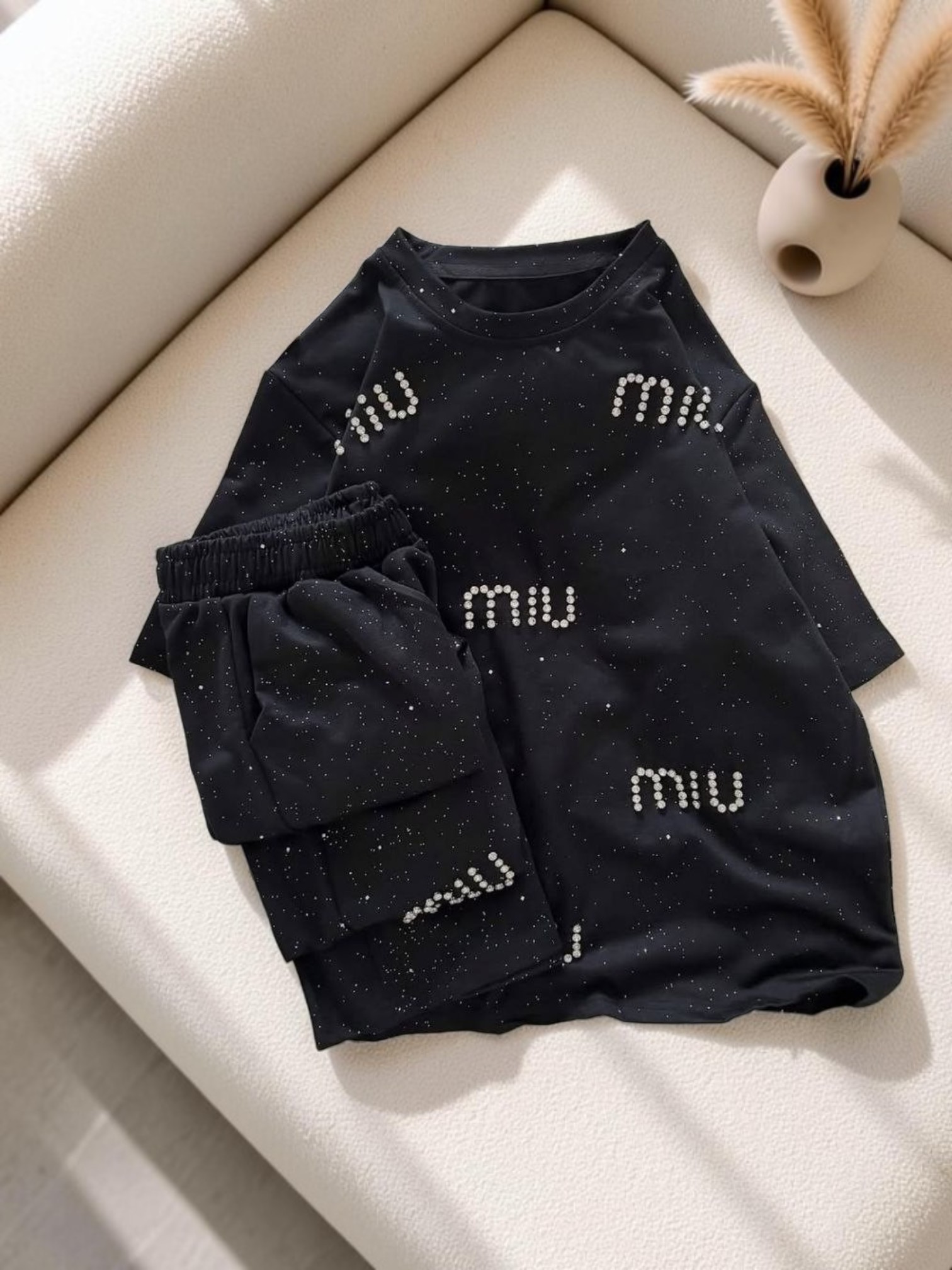 ALB-084 - ست دو تیکه نگین دار miu miu